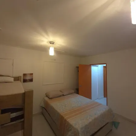 Hermoso Loft En La Ciudad Amurallada De 1 Apartamento